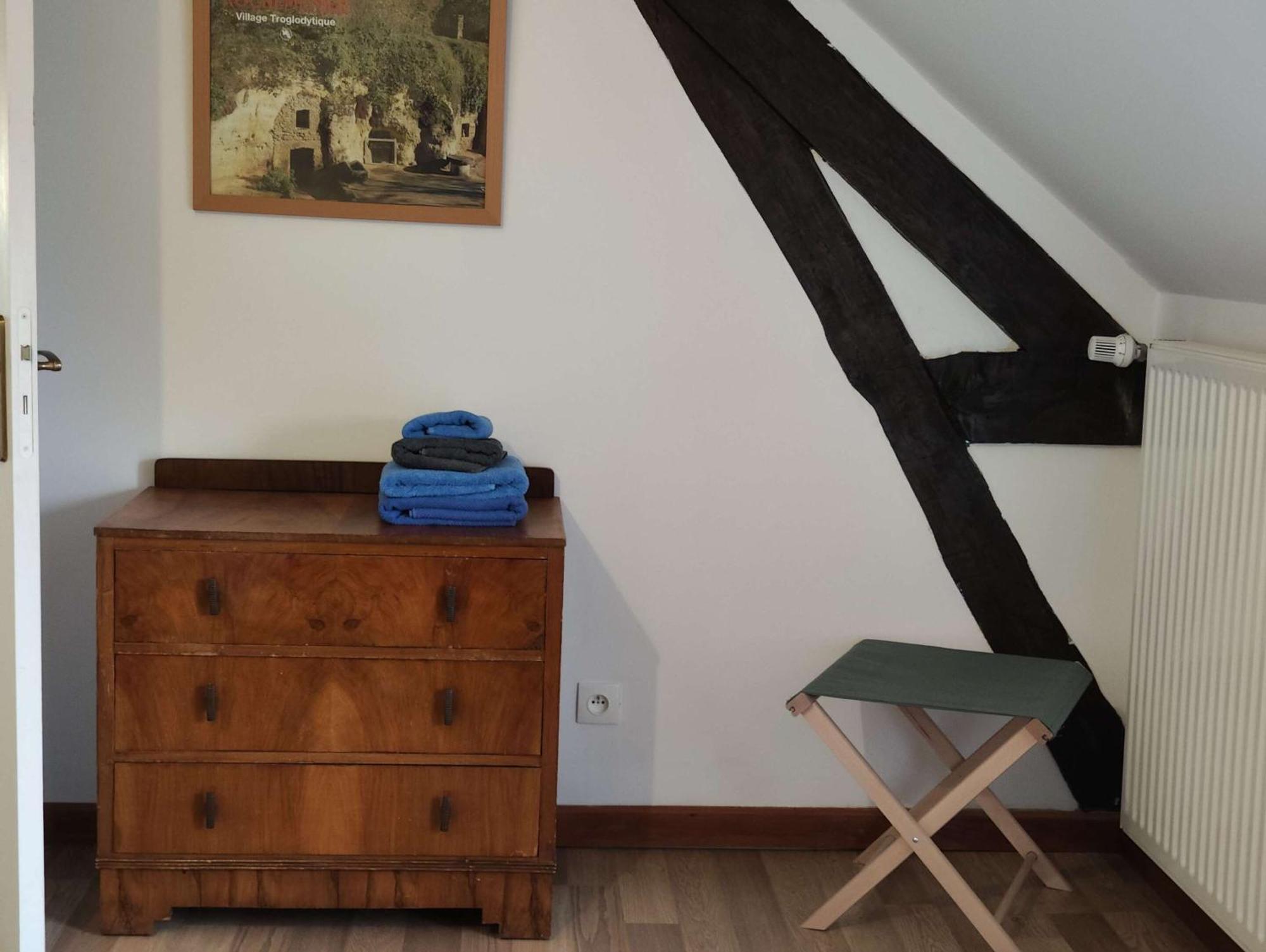 Gites Les Volets Rouges D'Allonnes Allonnes  Kamer foto